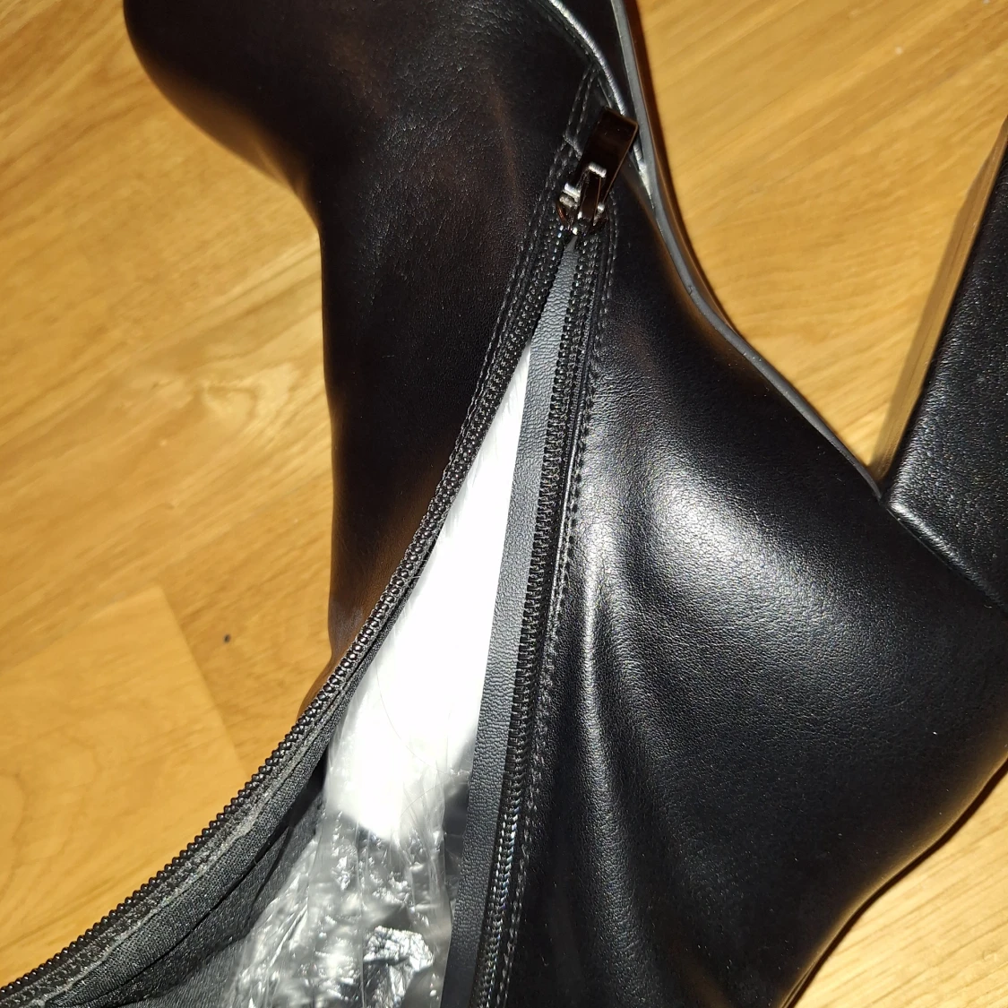 Svarta höga boots med klack - 4