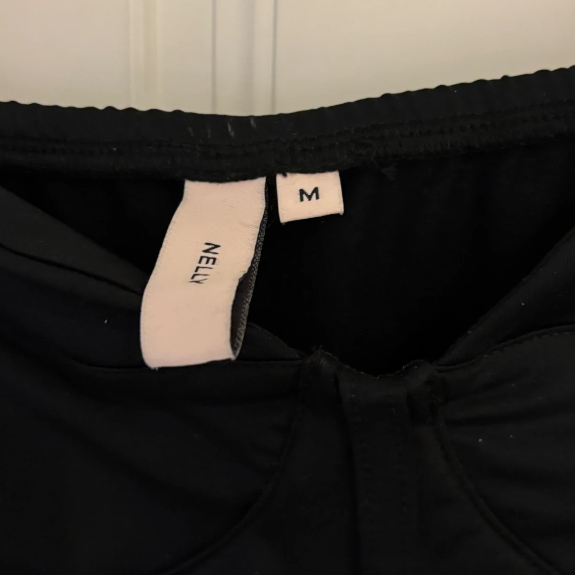 Svart klänning från Nelly - 1