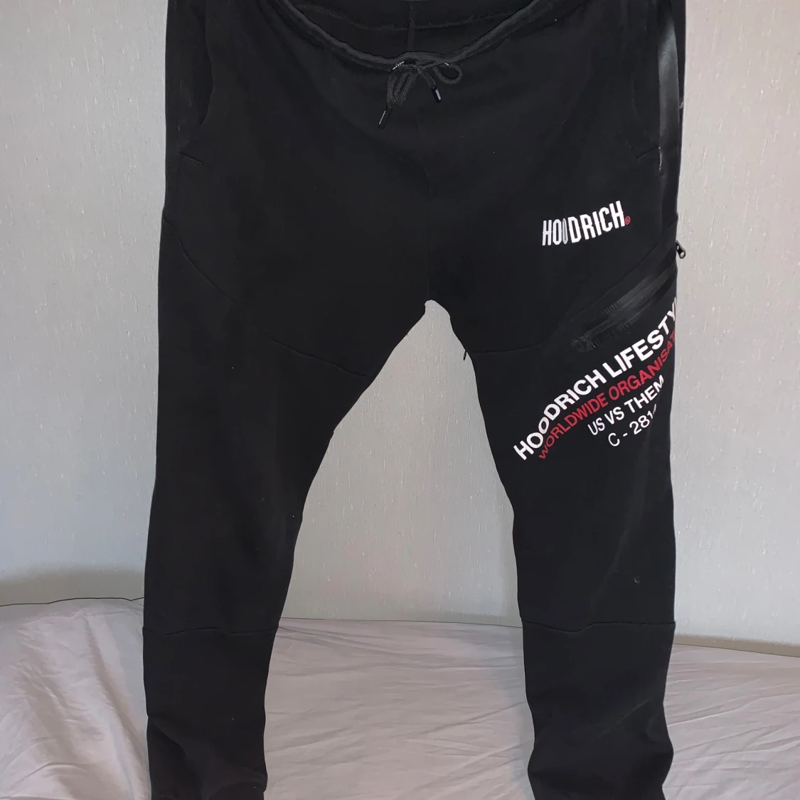 Svarta mjukisbyxor från Hoodrich