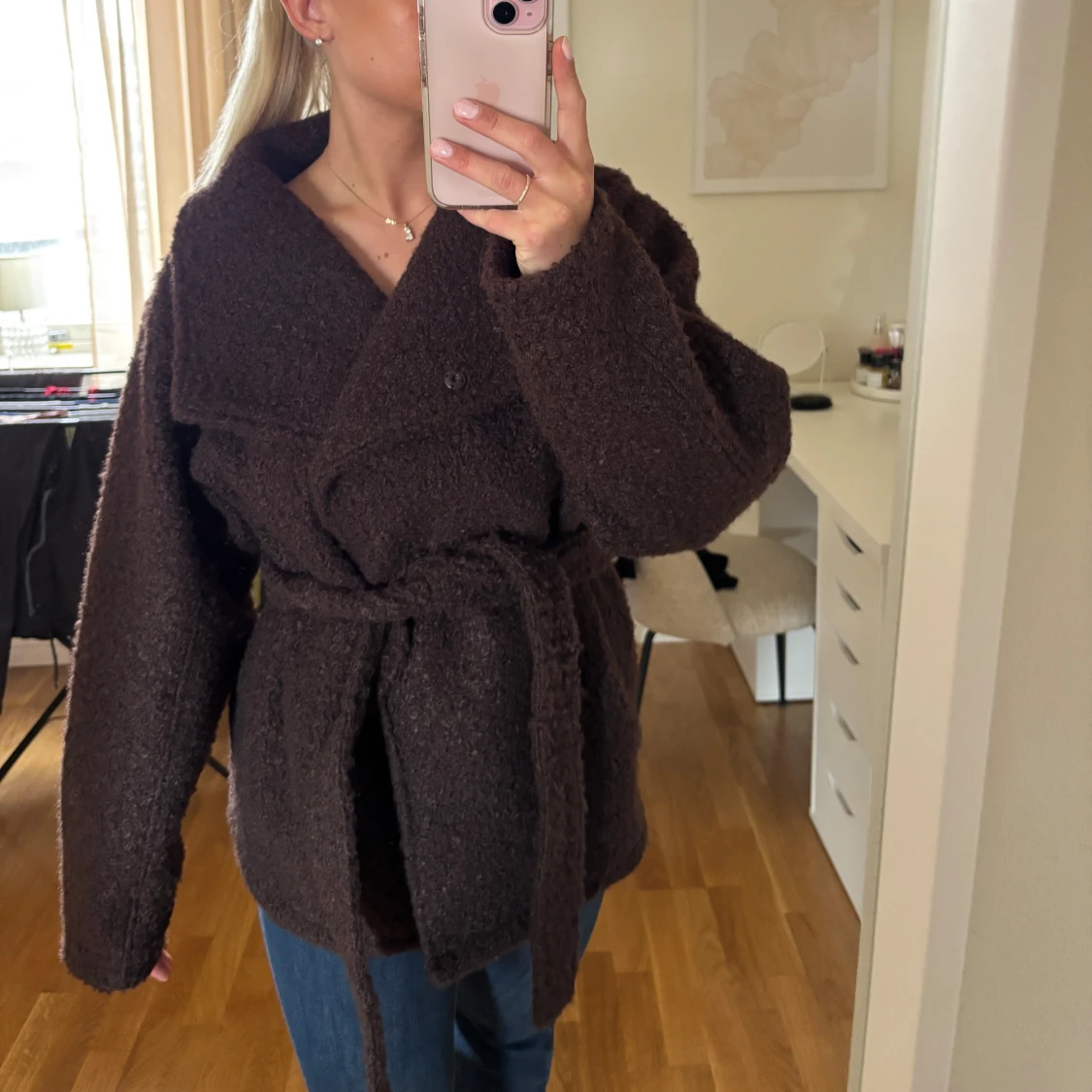 Brun teddyjacka med bälte - 2