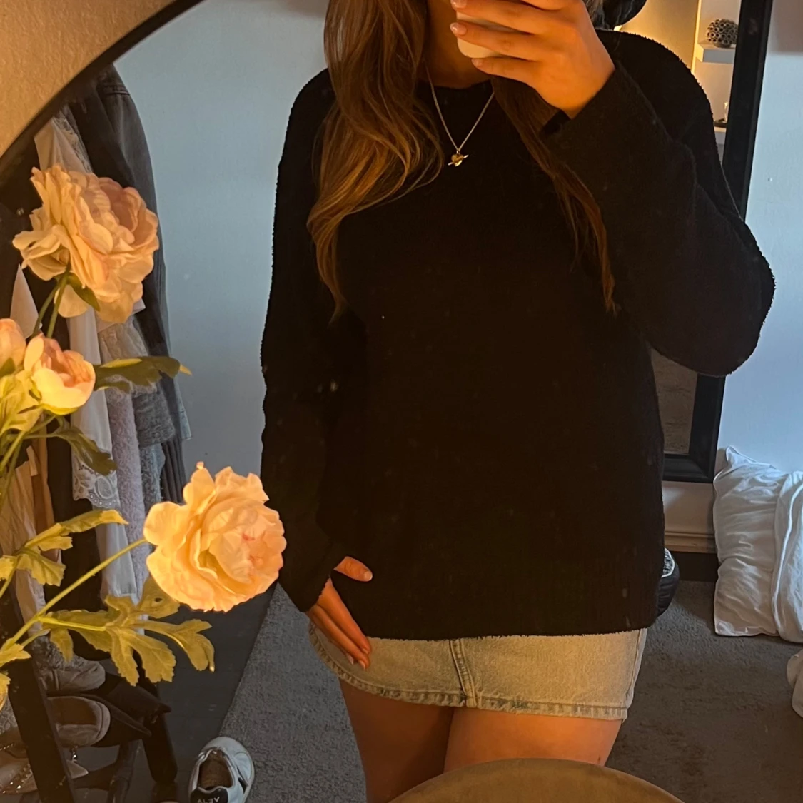 Svart stickad tröja - 1