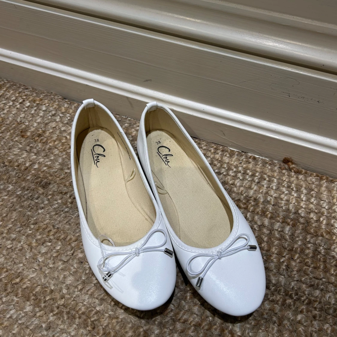 Vita ballerinaskor med rosett - 2