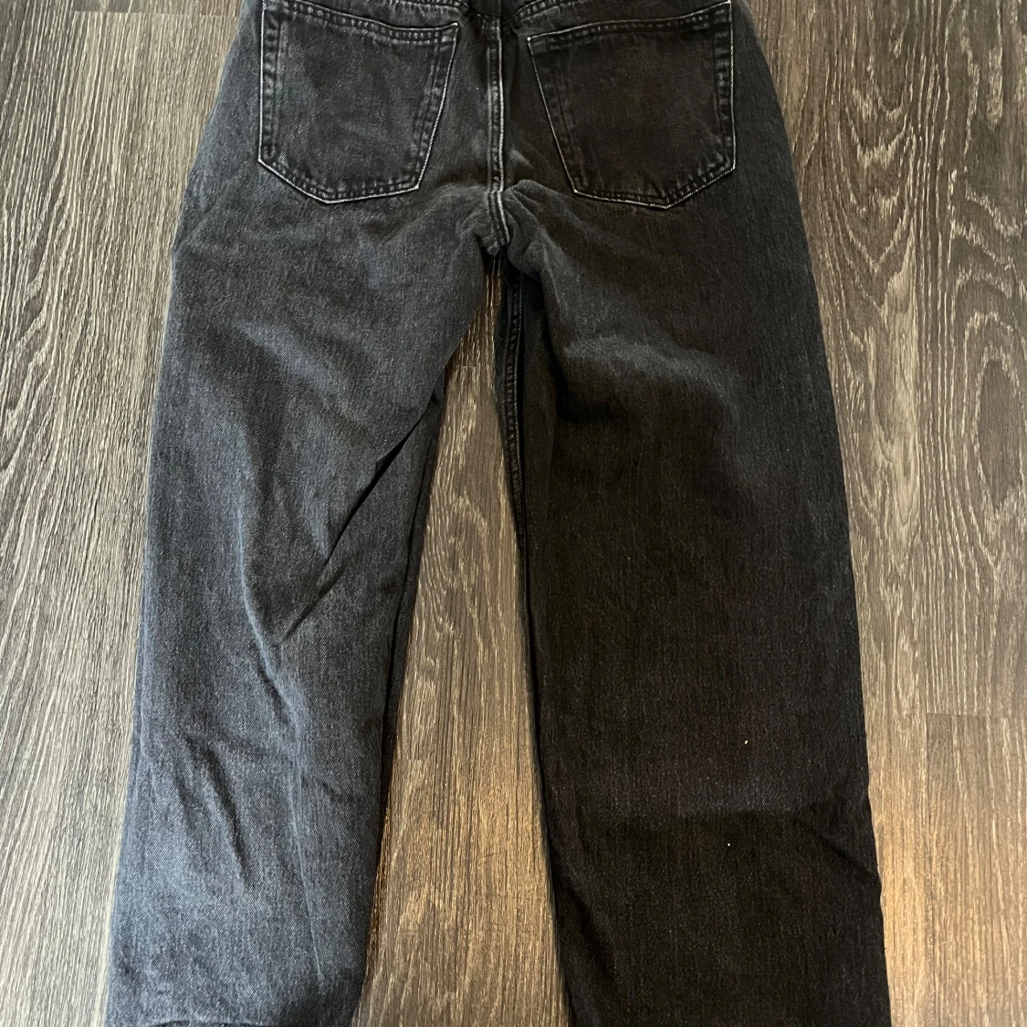 Svarta Weekday Galaxy Loose Straight Jeans - 2