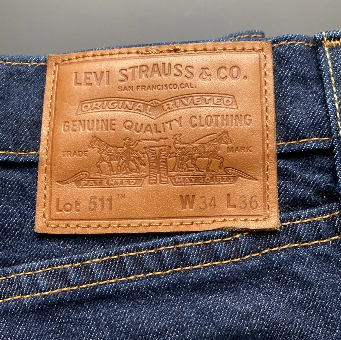 Levi's 511 jeans i mörkblå denim - 1