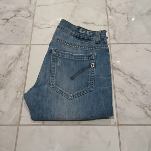 Dondup jeans - Feta dondup jeans. Inte så mycket mer att säga  Skriv vid minsta lilla fråga💯