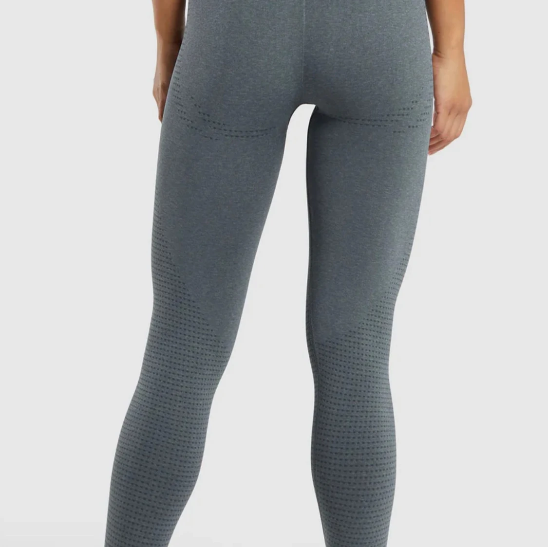 Grå seamless tights från Gymshark - 1