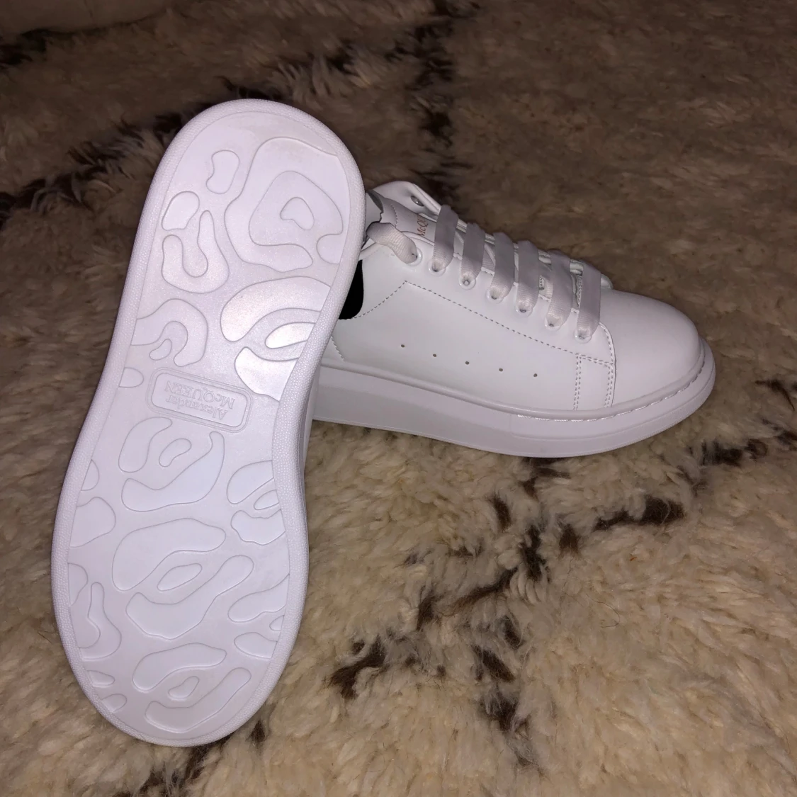 Alexander McQueen skor