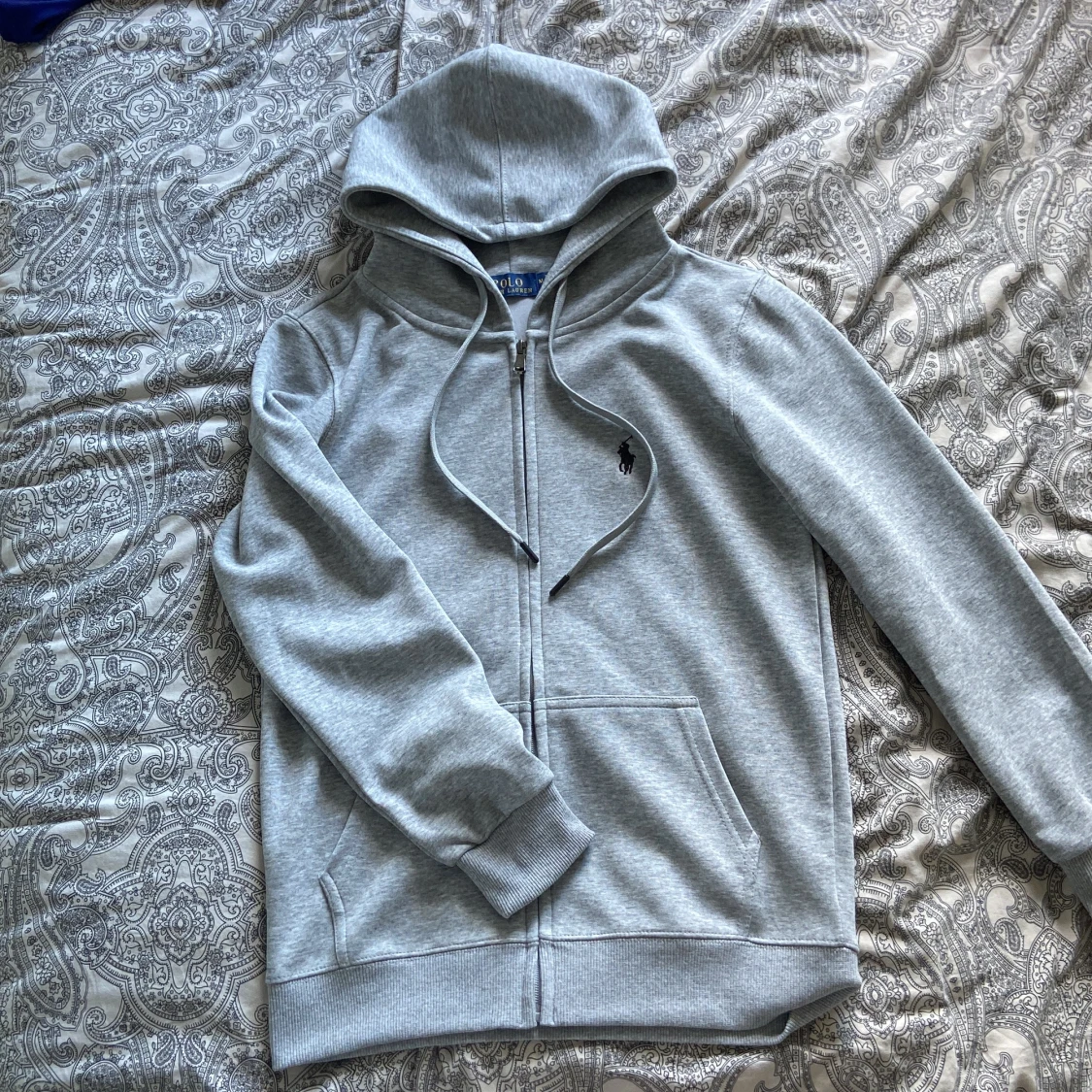 Grå hoodie från Polo Ralph Lauren