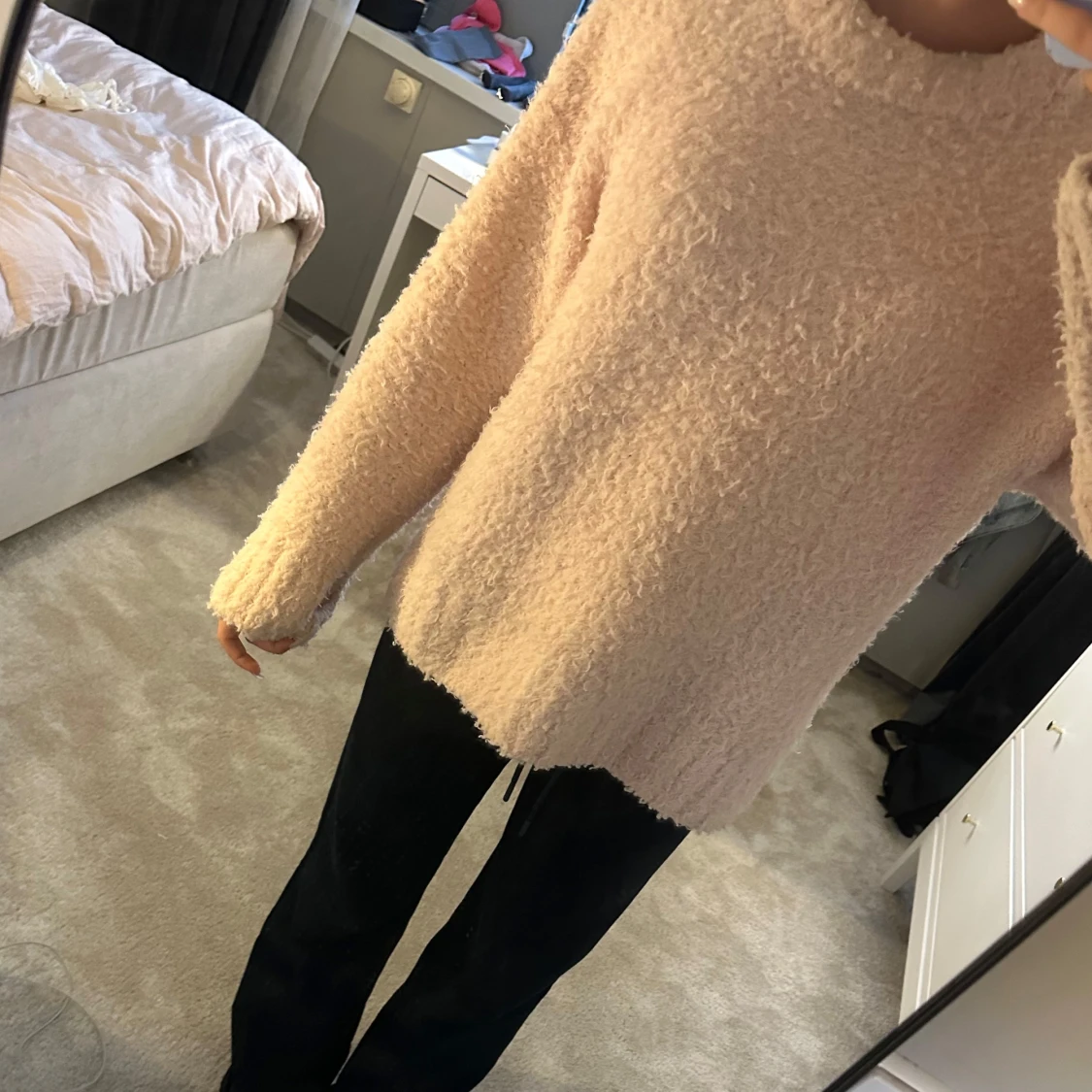 Ljusrosa fluffig stickad tröja - 2