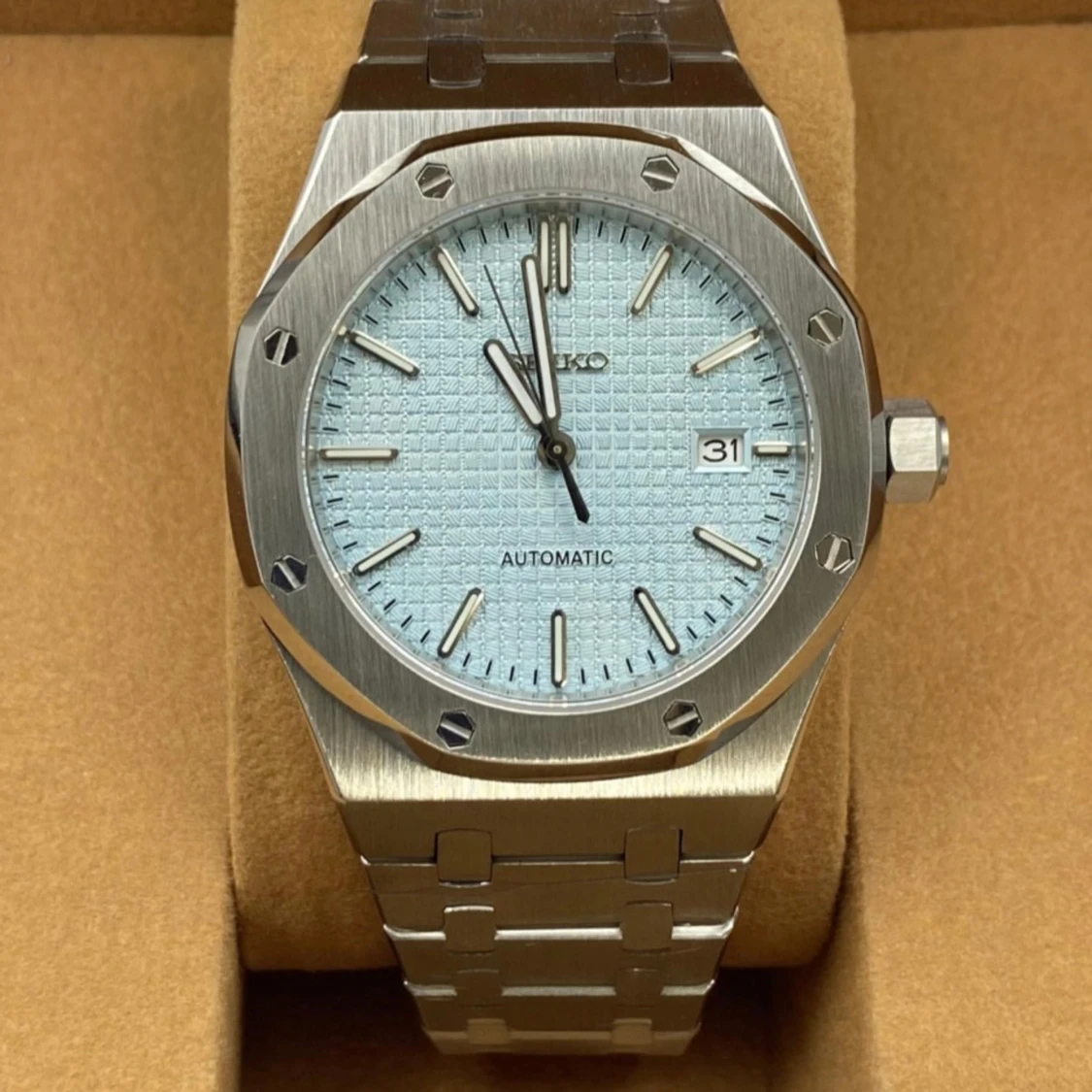 Seiko Royal oak klocka med ljusblå urtavla