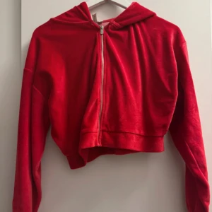 Luvtröja  - Knappt använt 