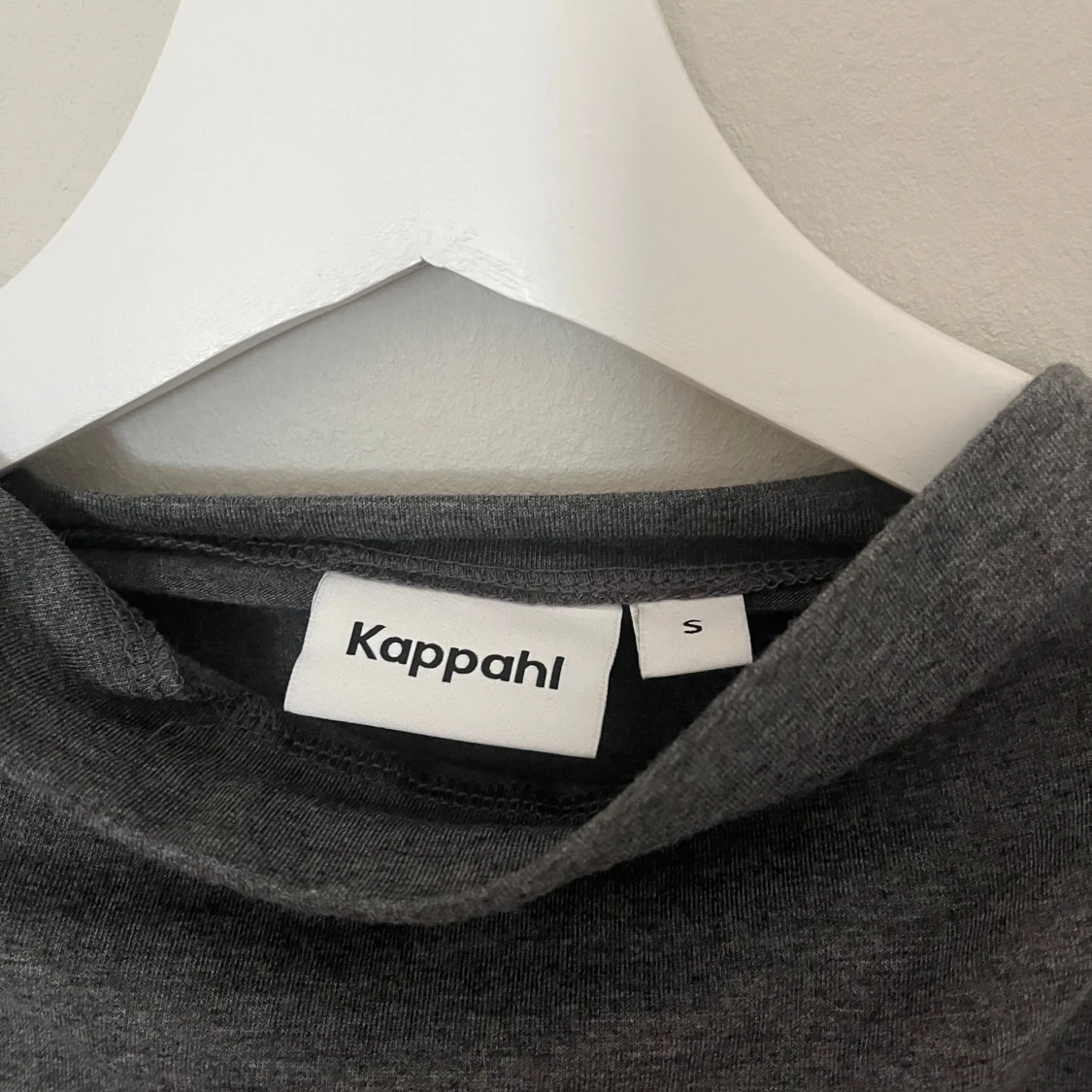 Grå långärmad topp från Kappahl - 1