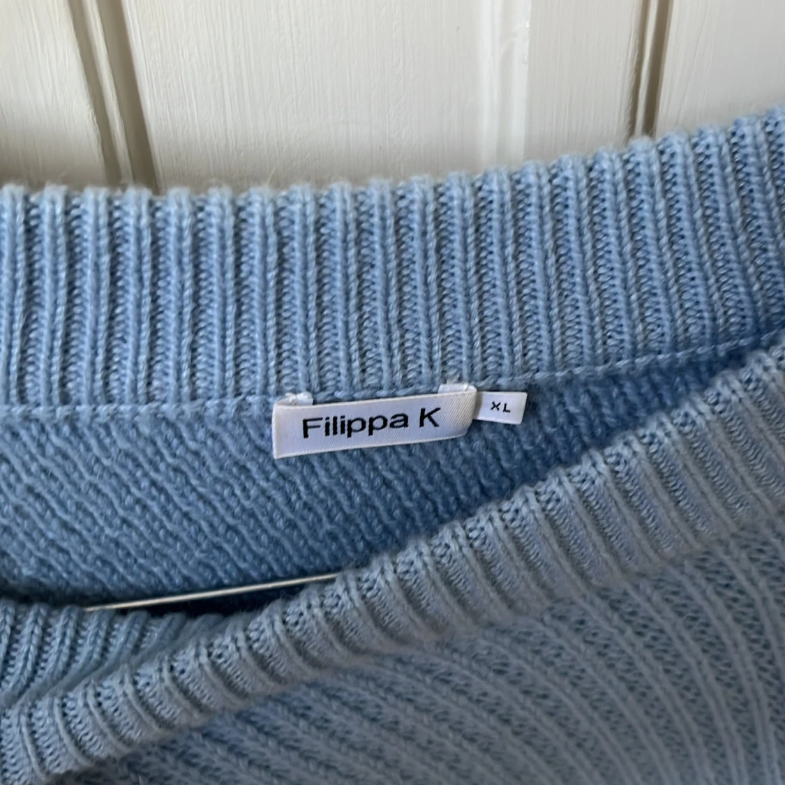 Ljusblå stickad tröja Filippa K XL - 2