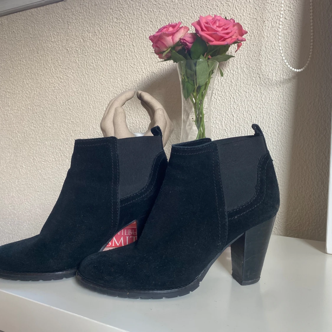 Svarta mocka chelsea boots med klack - 1