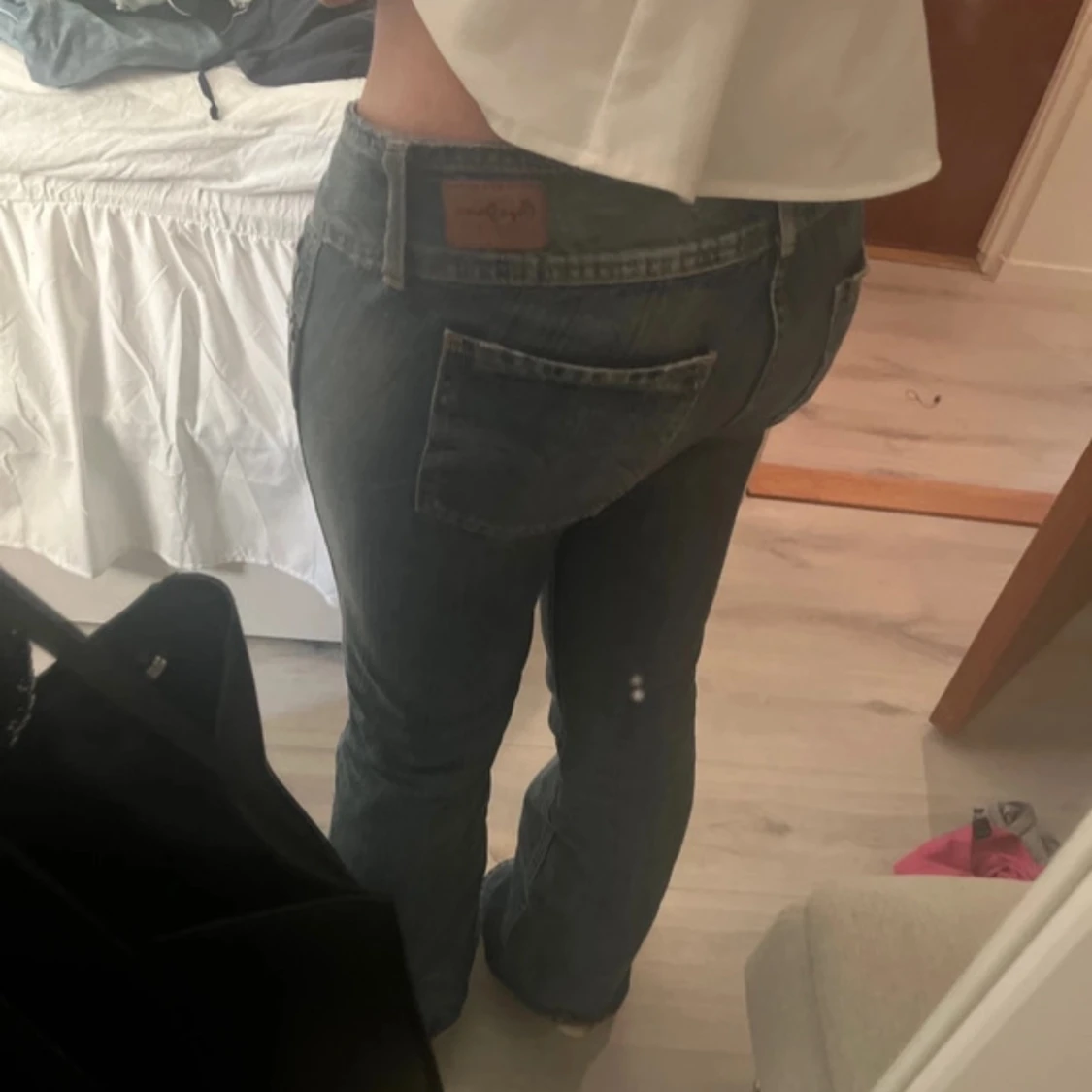 Lågmidjade blå bootcut jeans - 1