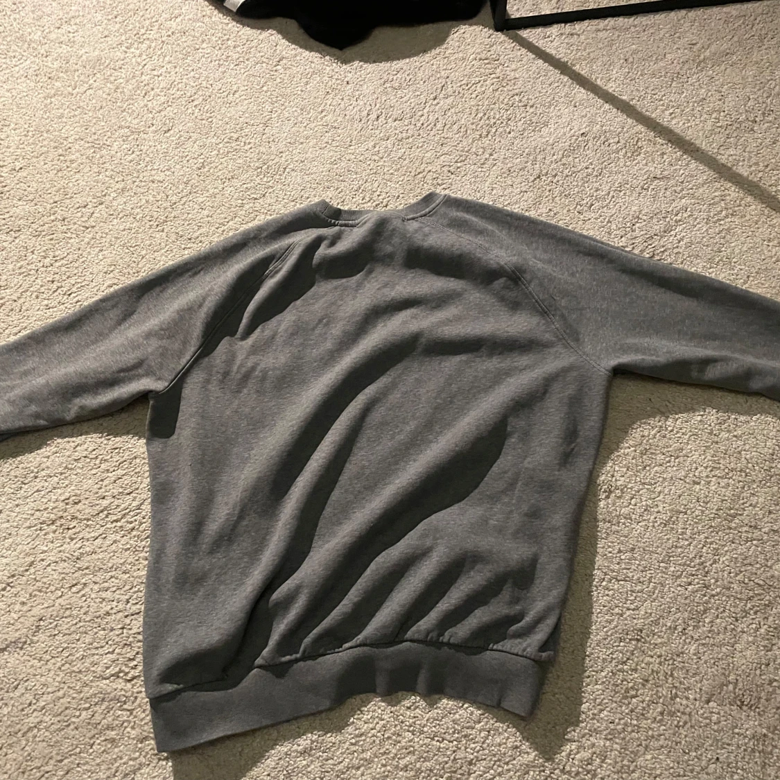 Grå Peak Performance tröja - 3