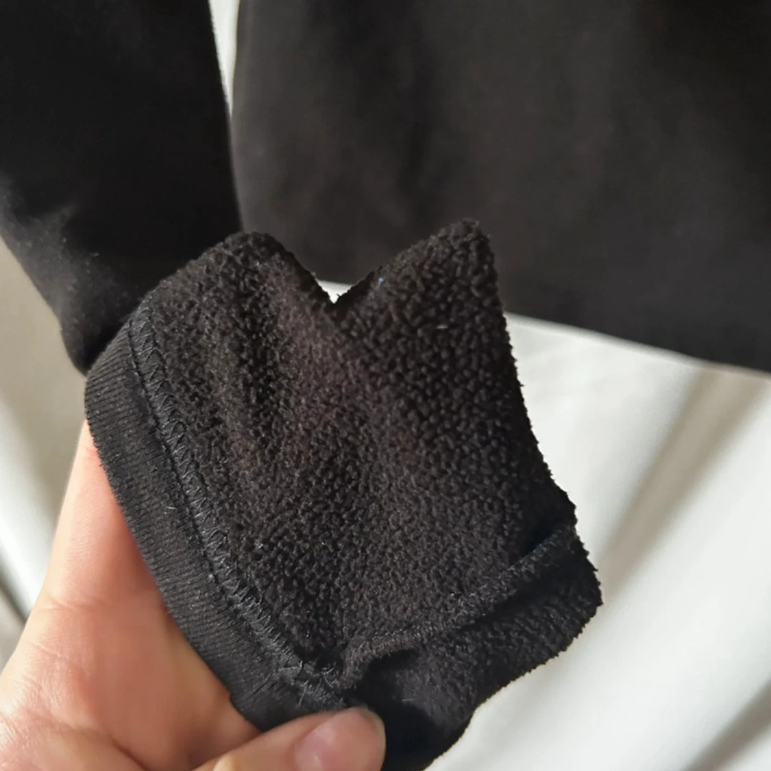 2-pack långärmade tröjor i svart och vit - 1