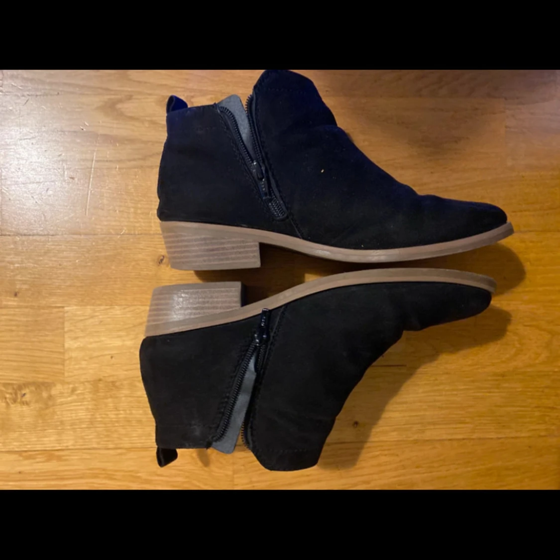 Svarta boots från Time and Tru - 1