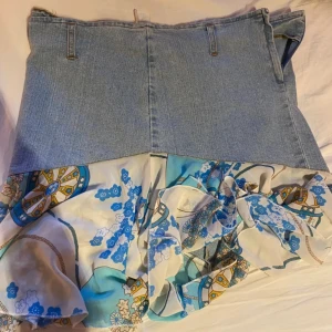 Vintage kjol - Jätte fin vintage kjol, köpt i en vintage butik 