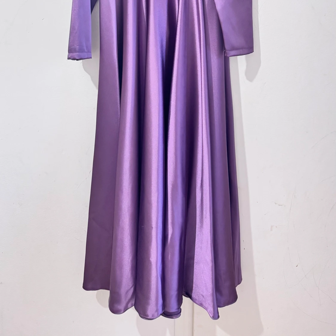 Lila lång festklänning