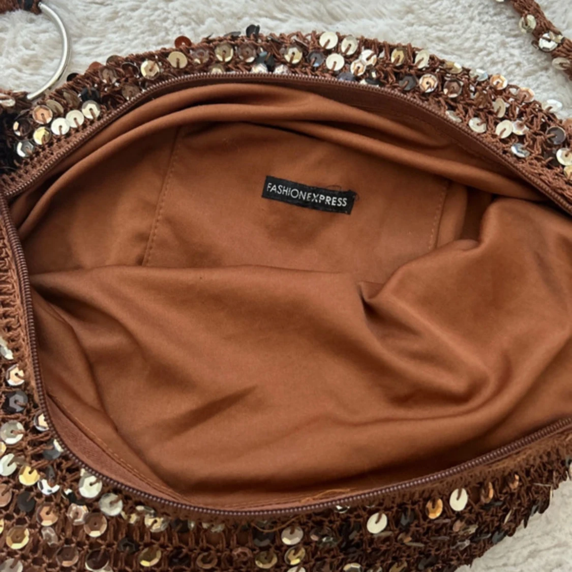 Brun axelväska med paljetter Fashion Express - 1
