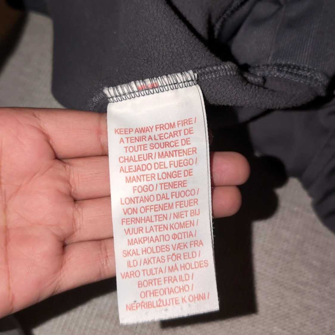 Svart Nike kofta med blå detaljer - 2