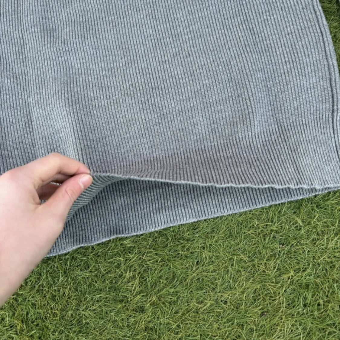 Grå Comme des Garçons tröja - 3