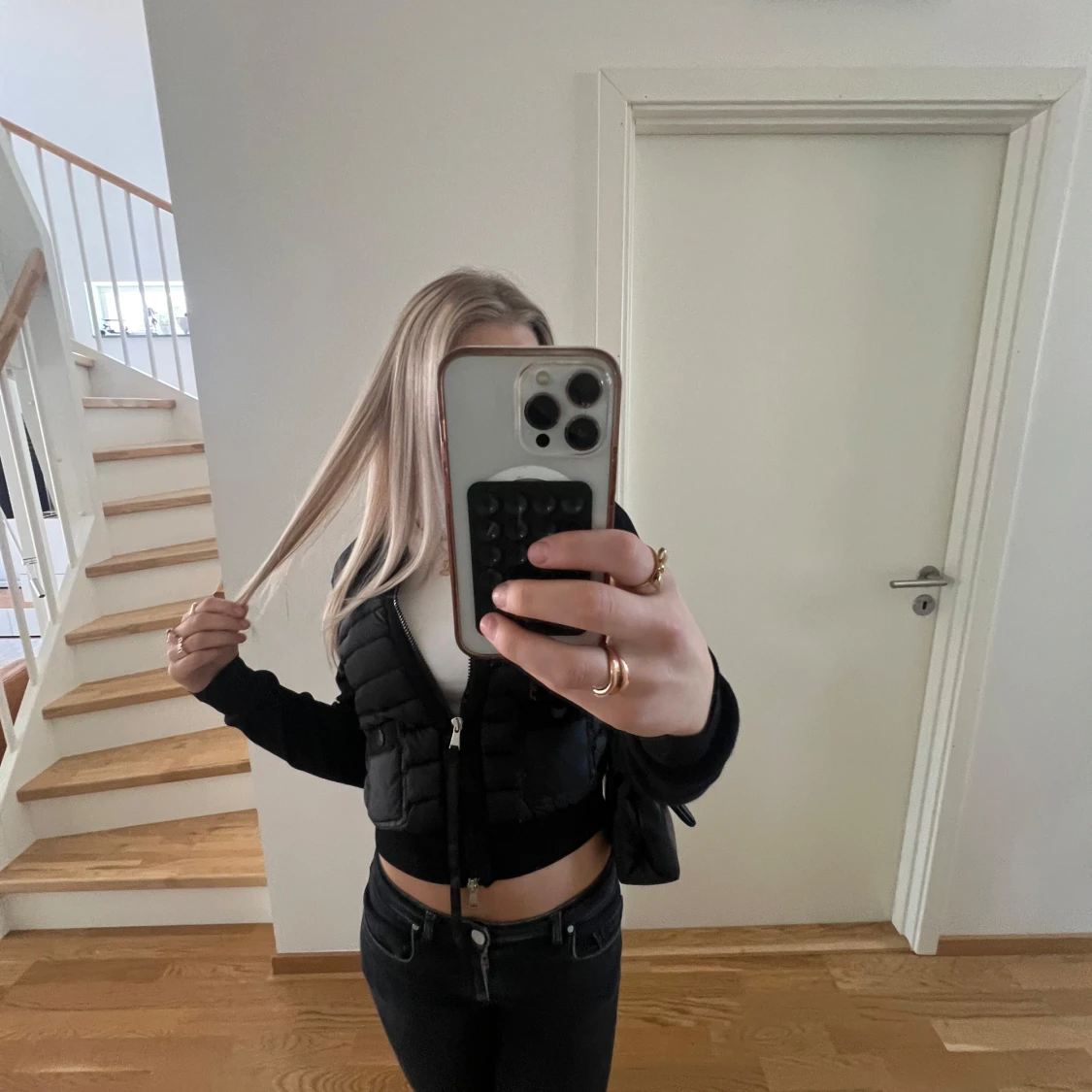 Svart jacka från Moncler - 1