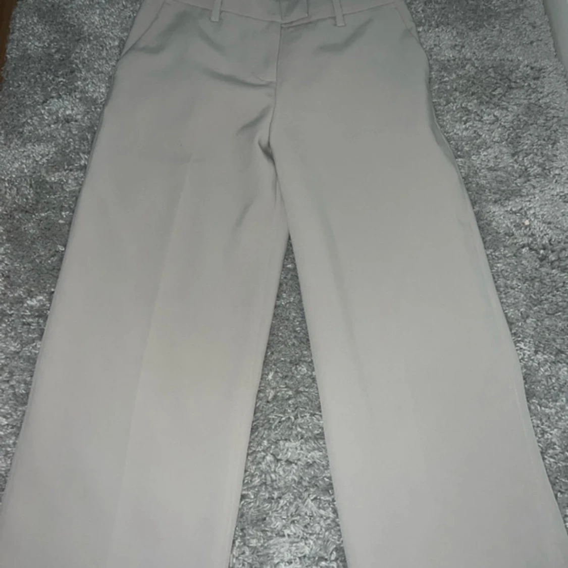 Beige vida kostymbyxor