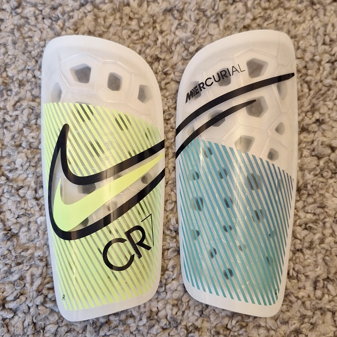 Nike Mercurial Lite "CR7" benskydd