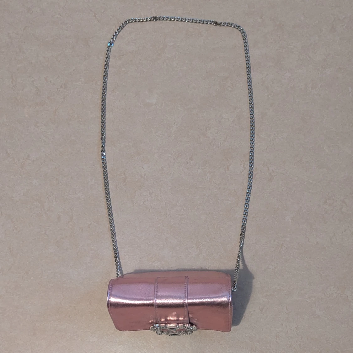 Rosa metallic axelväska med strass - 1