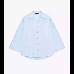 Zara blus - Helt oanvänd,lapp fortfarande kvar.