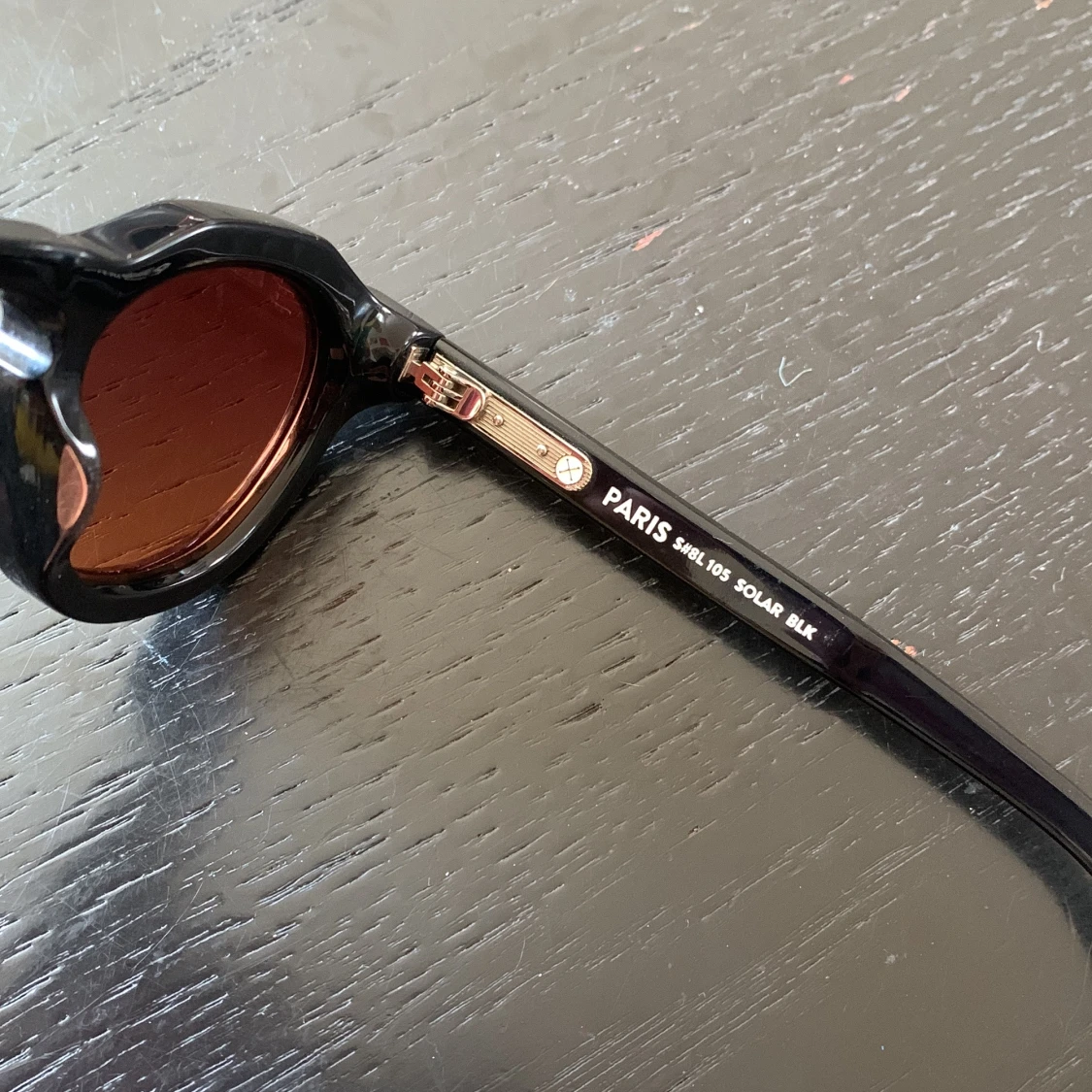 Svarta solglasögon Peter and May - 1