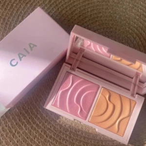 CAIA palette limited edition - Sista luckan i caias julkalender 2024,helt oanvänd. Säljer då jag inte har någon större användning av den. Den är limited edition🩷pris kan diskuteras💞