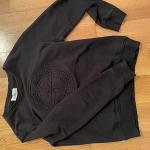 Stone Island tröja - En fin stone island tröja Gaderobrensning