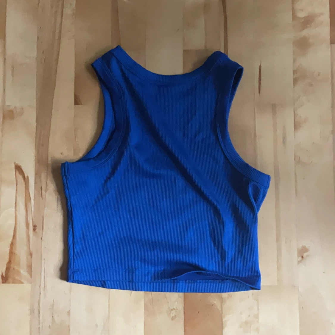 Blå ribbad linnetopp från H&M Divided - 1