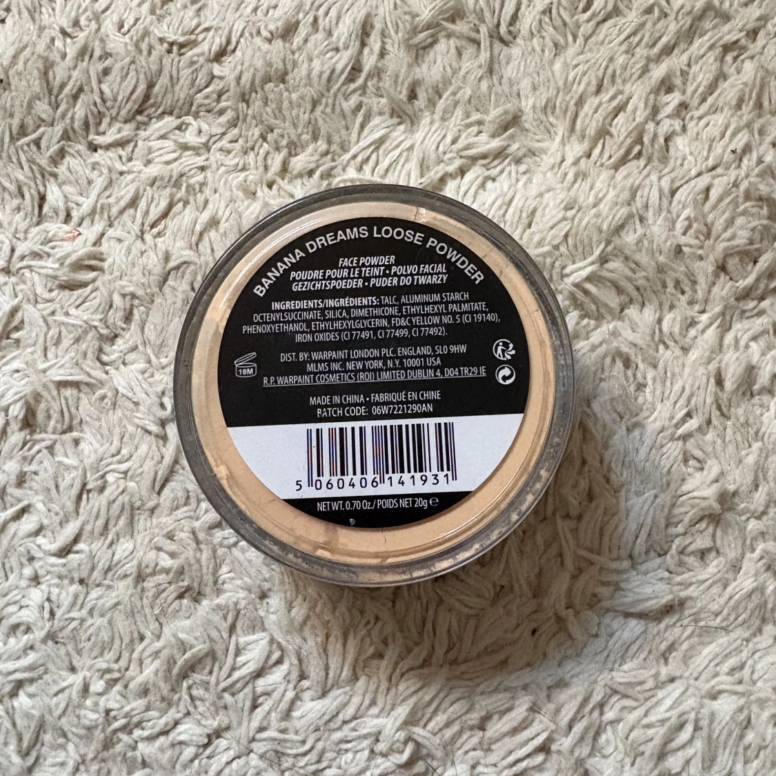 W7 Banana Dreams Loose Powder - 1