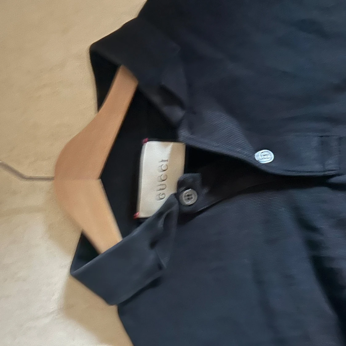 Svart Gucci pikétröja med ränder - 1