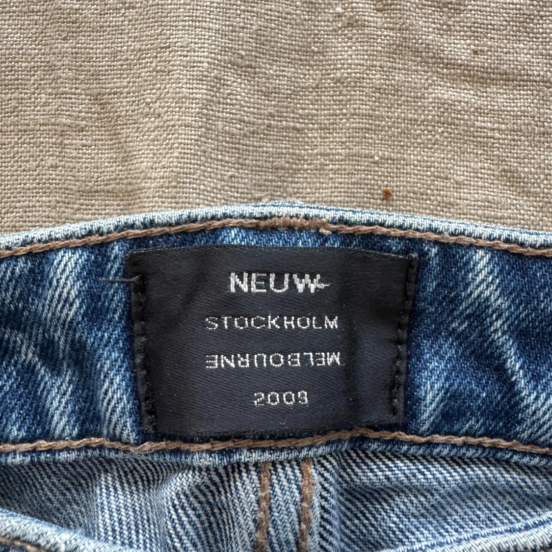 Blå raka jeans från Neuw - 1