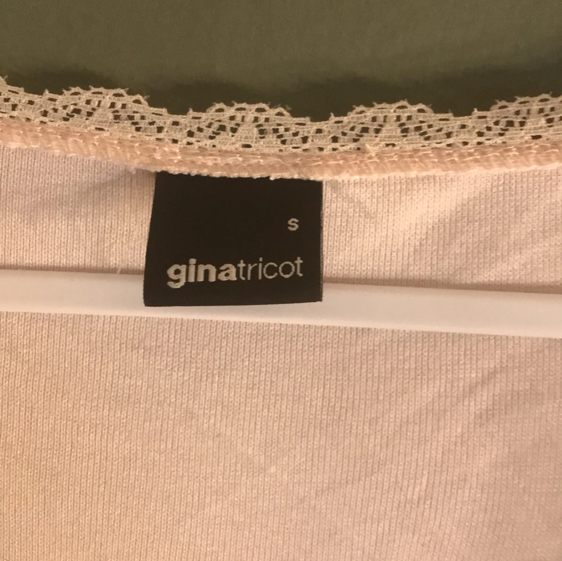 Rosa topp från Gina - 2