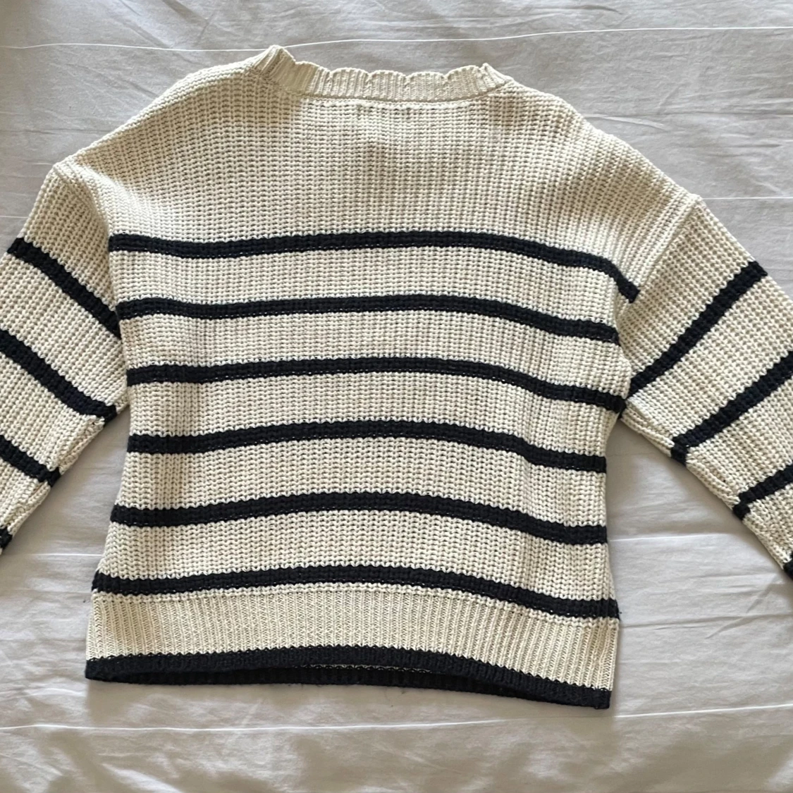 Stickad tröja  - 2