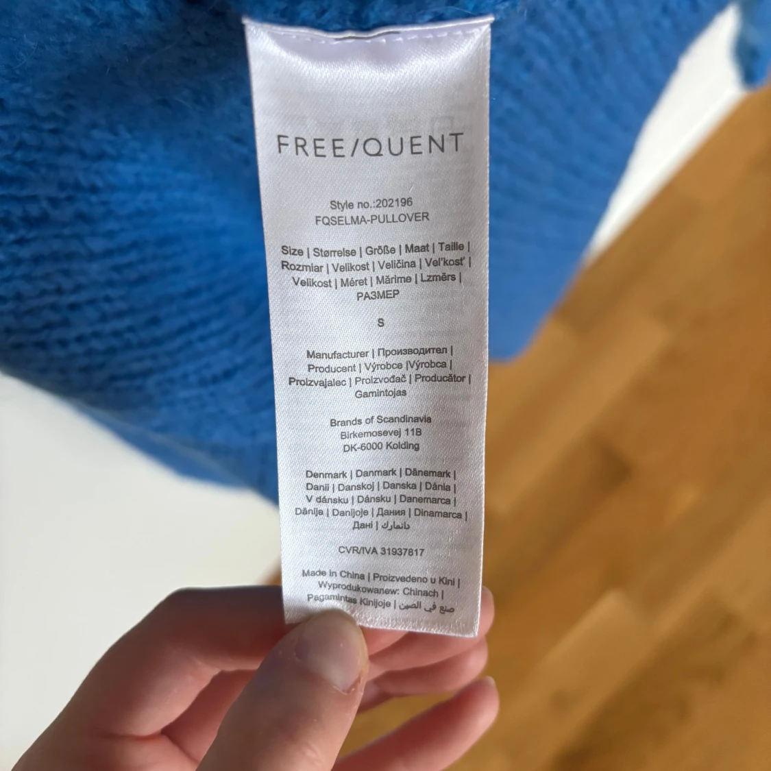 Blå stickad tröja från Freequent - 2