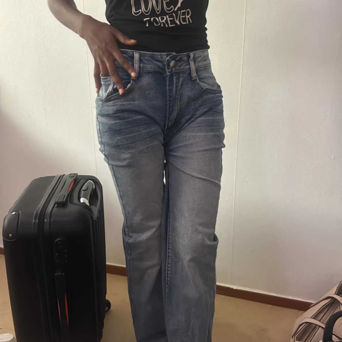 Blå jeans med USA-flagga på bakfickor( low waist)  - 1