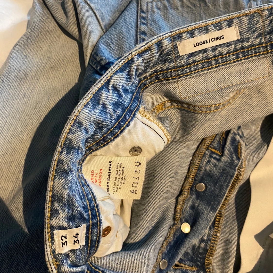 Loose fit ljusblå jeans  - 1