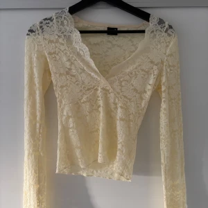 Spetstopp - Superfin topp som är använd få antal gånger🥰