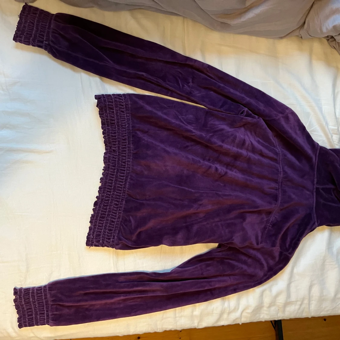 Lila gammal juicy tröja - 1