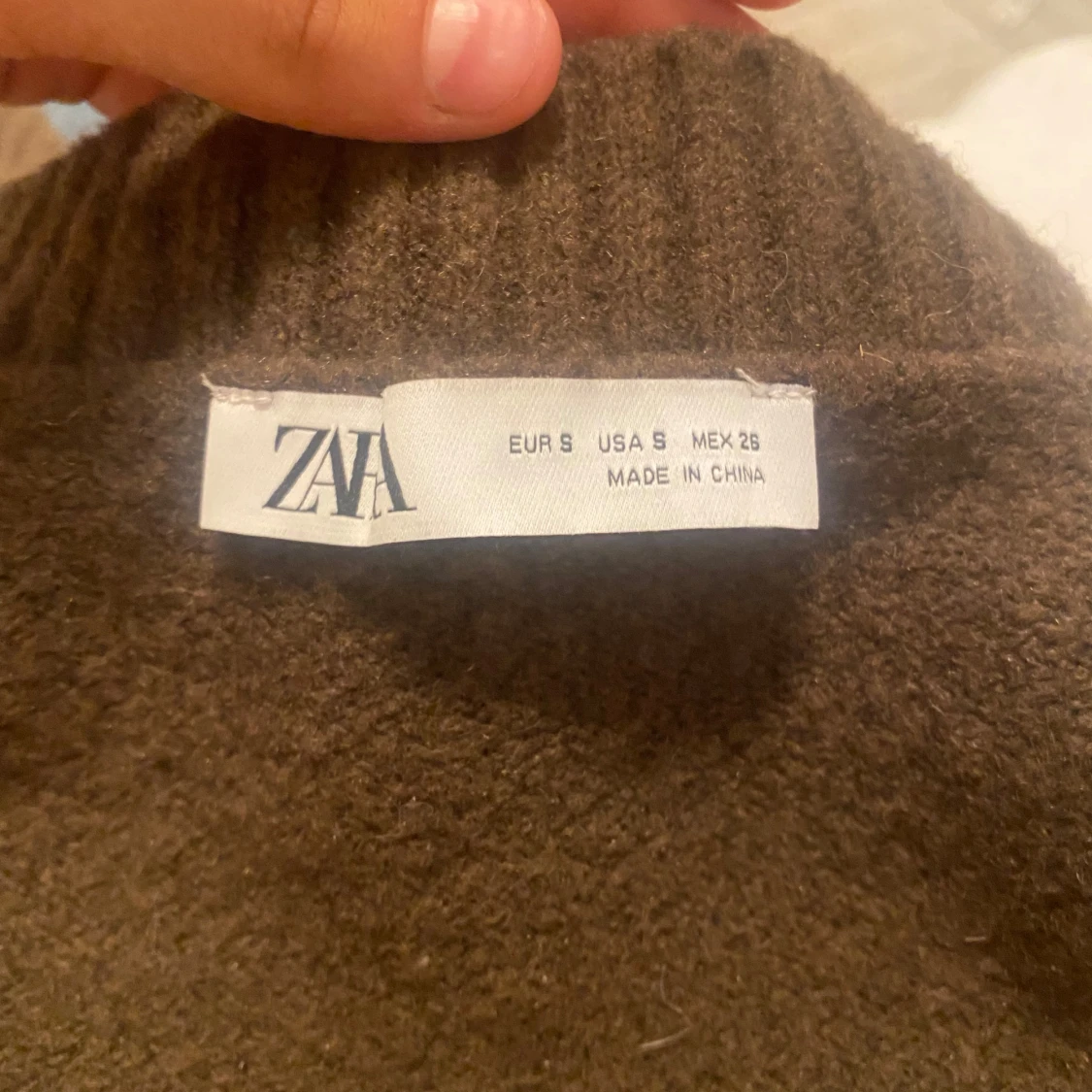 Brun stickad tröja från Zara - 2