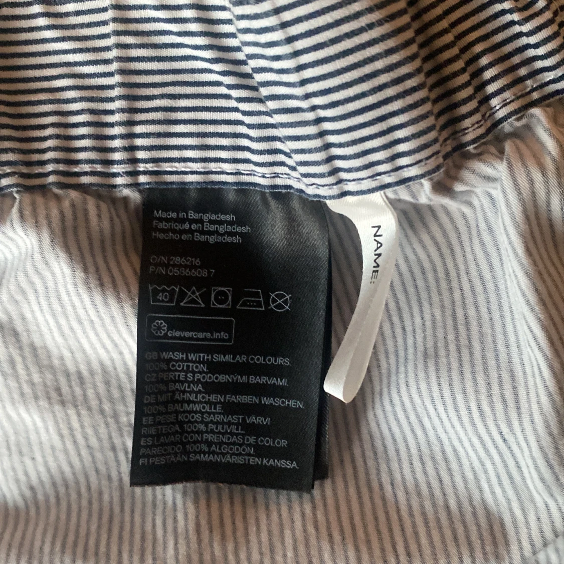 Randiga blå shorts från H&M - 3