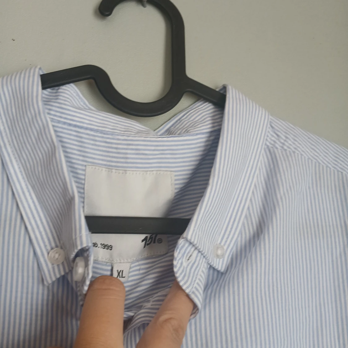 Klassisk Herrskjorta ljusblå/vit randig – stl XL - 1