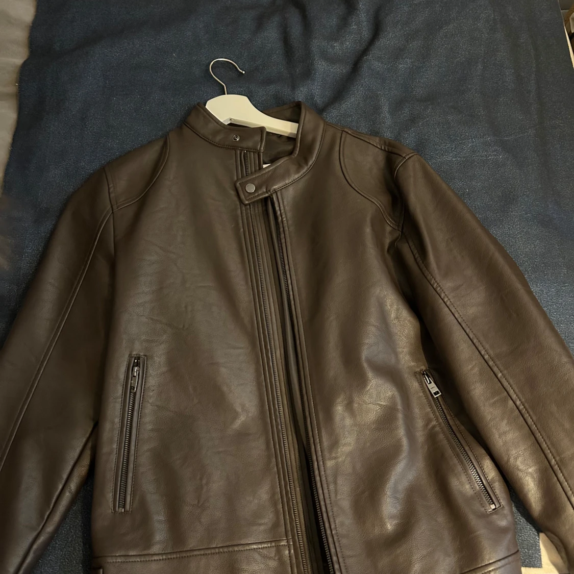 Brun skinnjacka från Mango Man